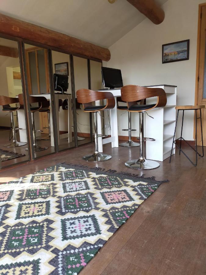 Apartmán Purani Jonquieres  Exteriér fotografie